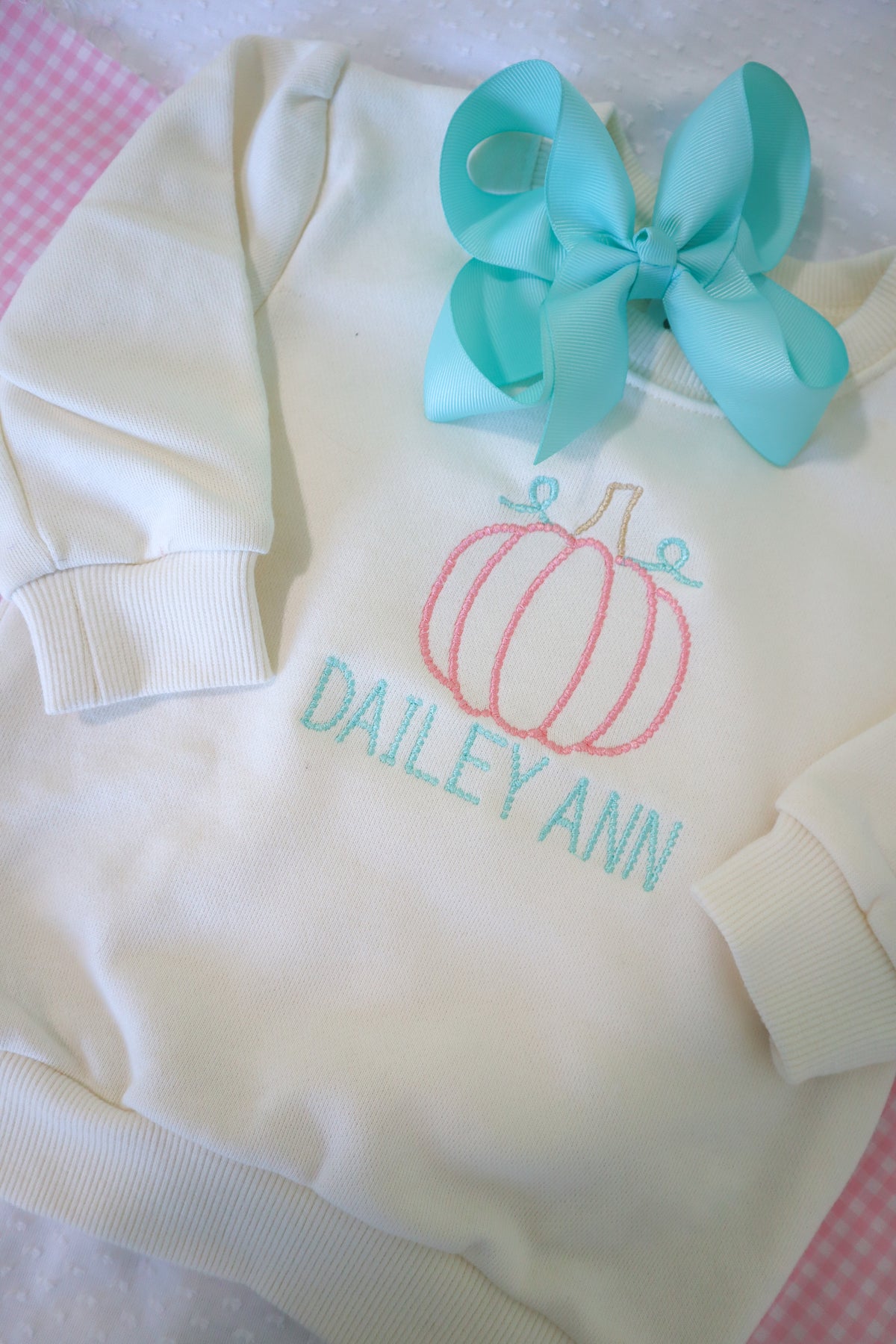 PEARL PUMPKIN SWEATSHIRT